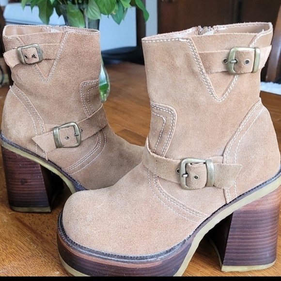 Vintage Y2K Soda Platform Boots. Rare Find! Size 81/2 to 9 - Picture 2 of 11